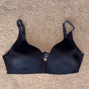 SOMA Black Wireless Bra 38C